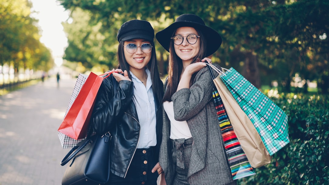 Online vs In-Person Castings: Pros and Cons