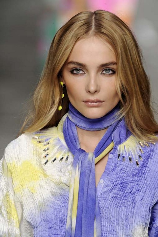 Snejana Onopka Now: Supermodel Comeback at Cannes 2026