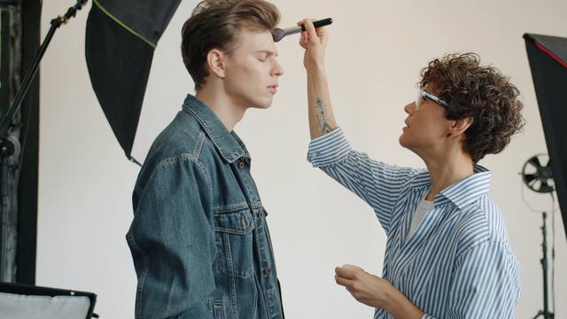 Model Portfolio Tips: What Photos Do You Need?