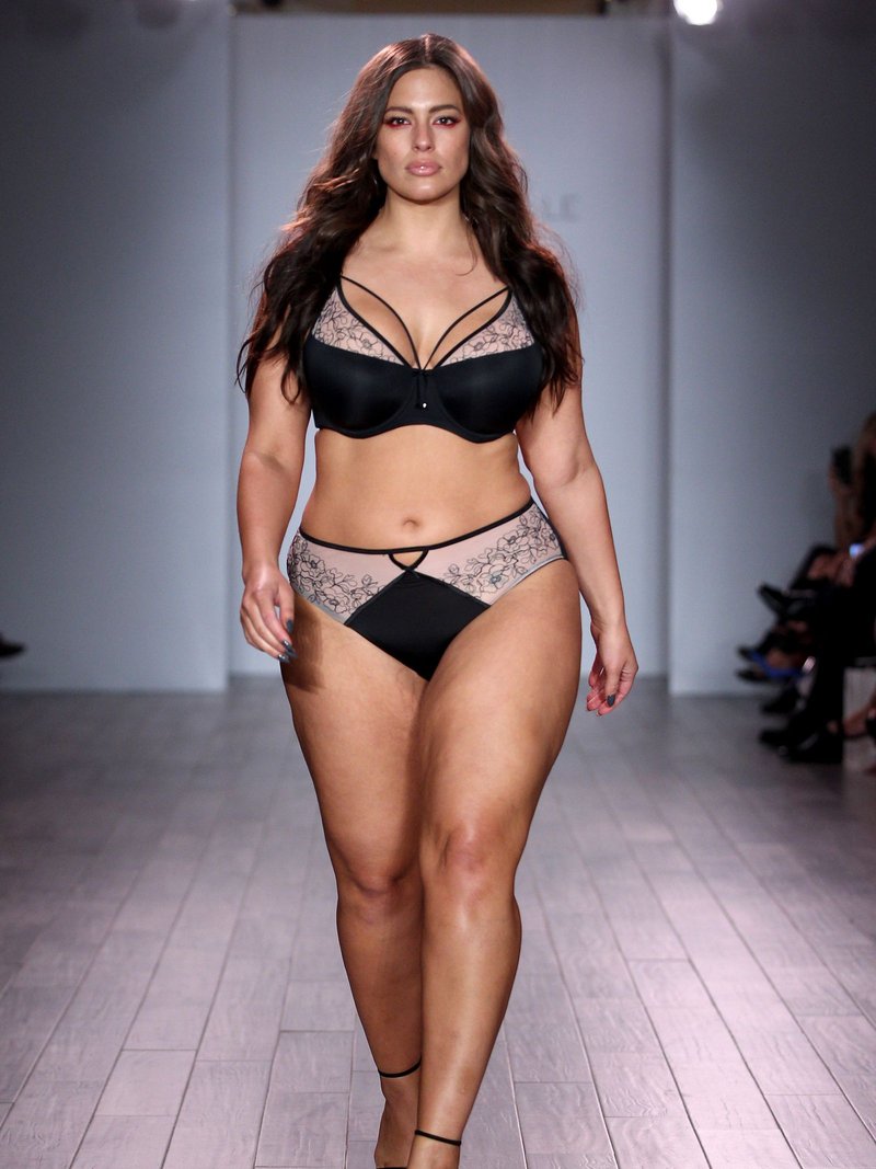 Ashley Graham — photo 2