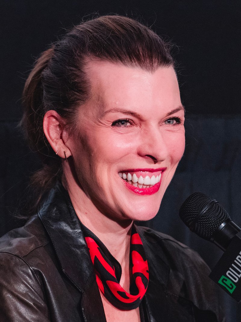 Milla Jovovich — photo 4