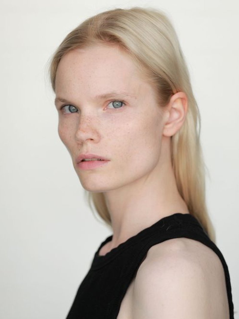 Polina Oganicheva — photo 3