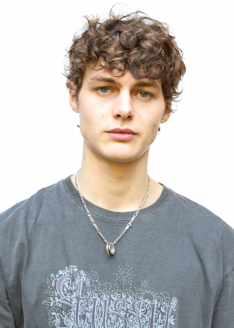 Darwin Gray — photo 1
