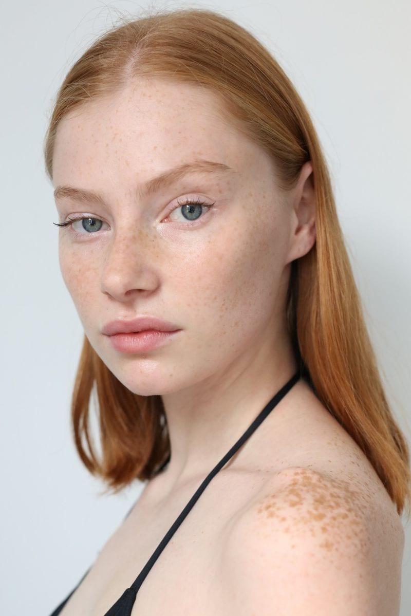Laura Butler — photo 1