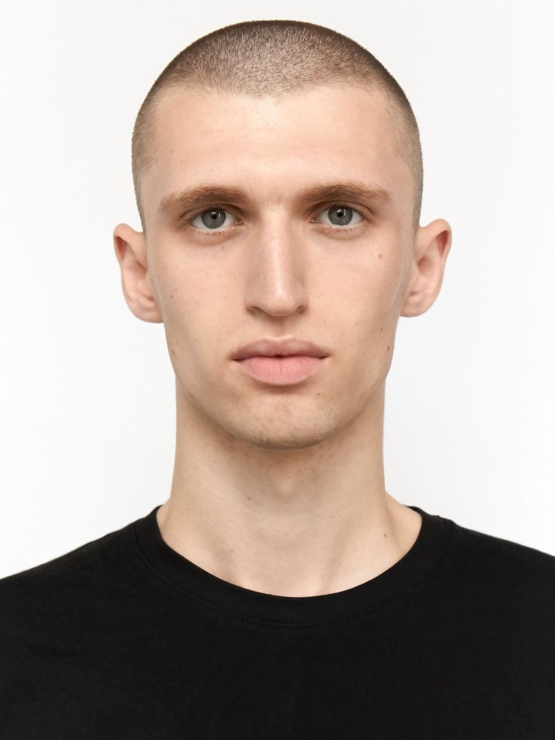 Hayden Mullikin — photo 1
