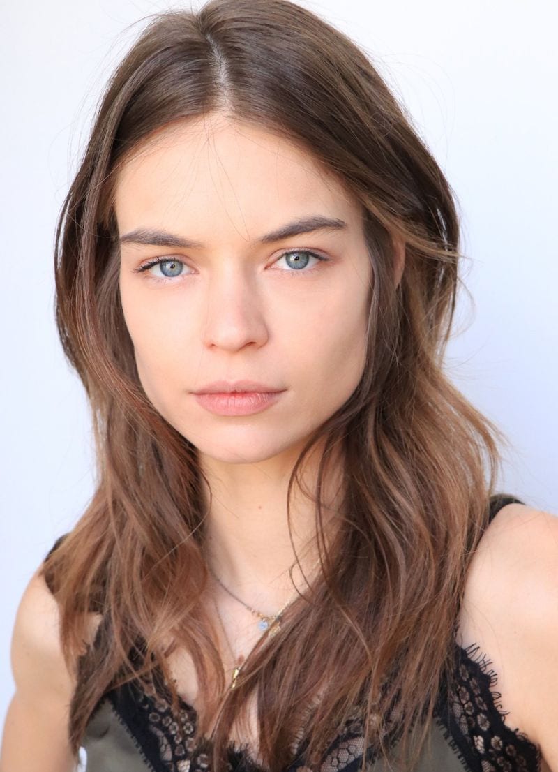 Estelle Yves — photo 2