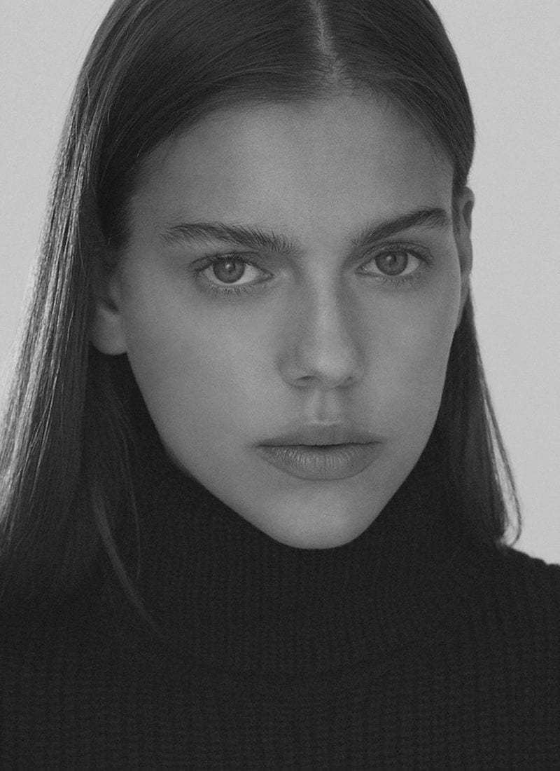 Amelia Roman — photo 1