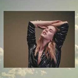 Julia Frauche — photo 10