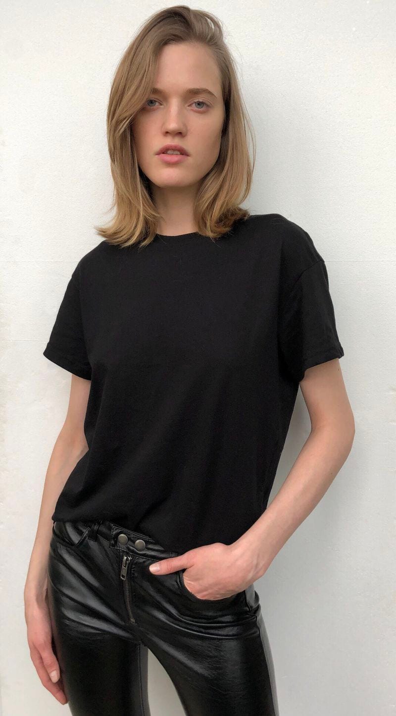 Milana Kruz — photo 1