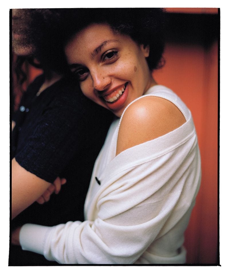 Rhianna Jones — photo 9