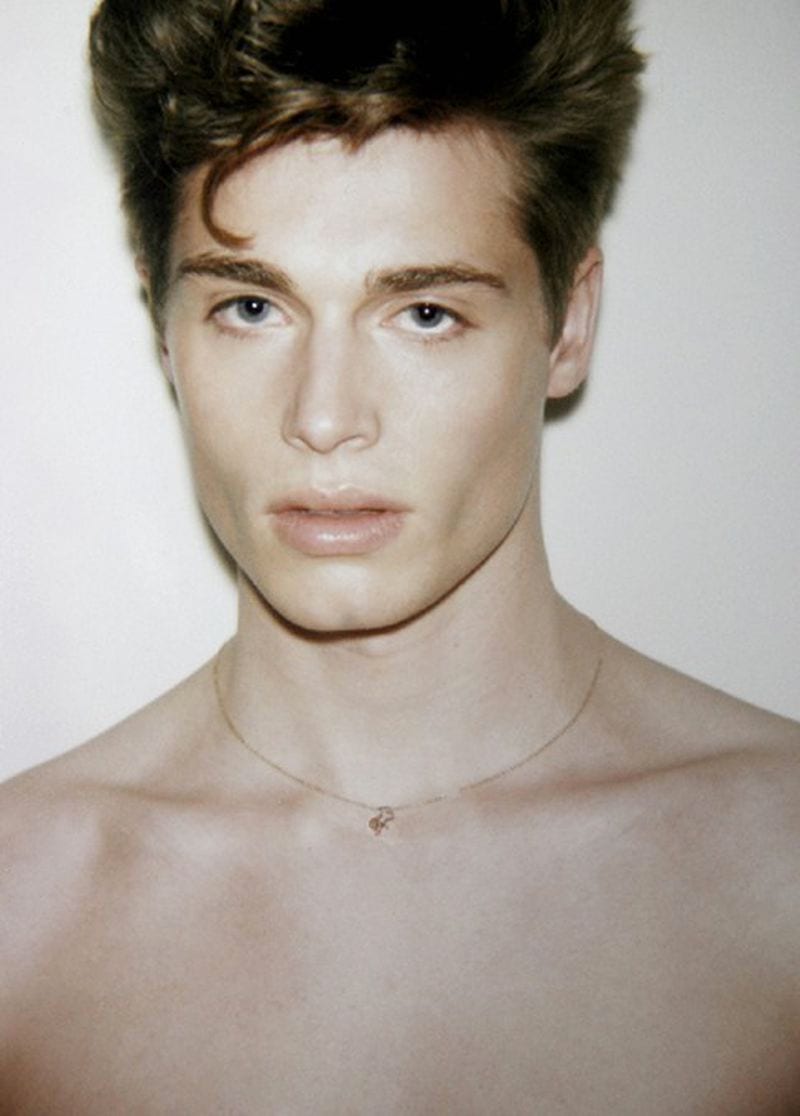 Florian Neuville — photo 1
