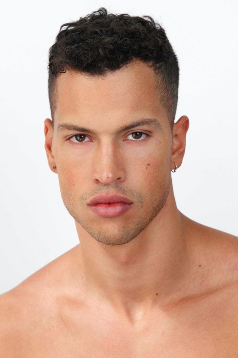 Chris Moore — photo 3