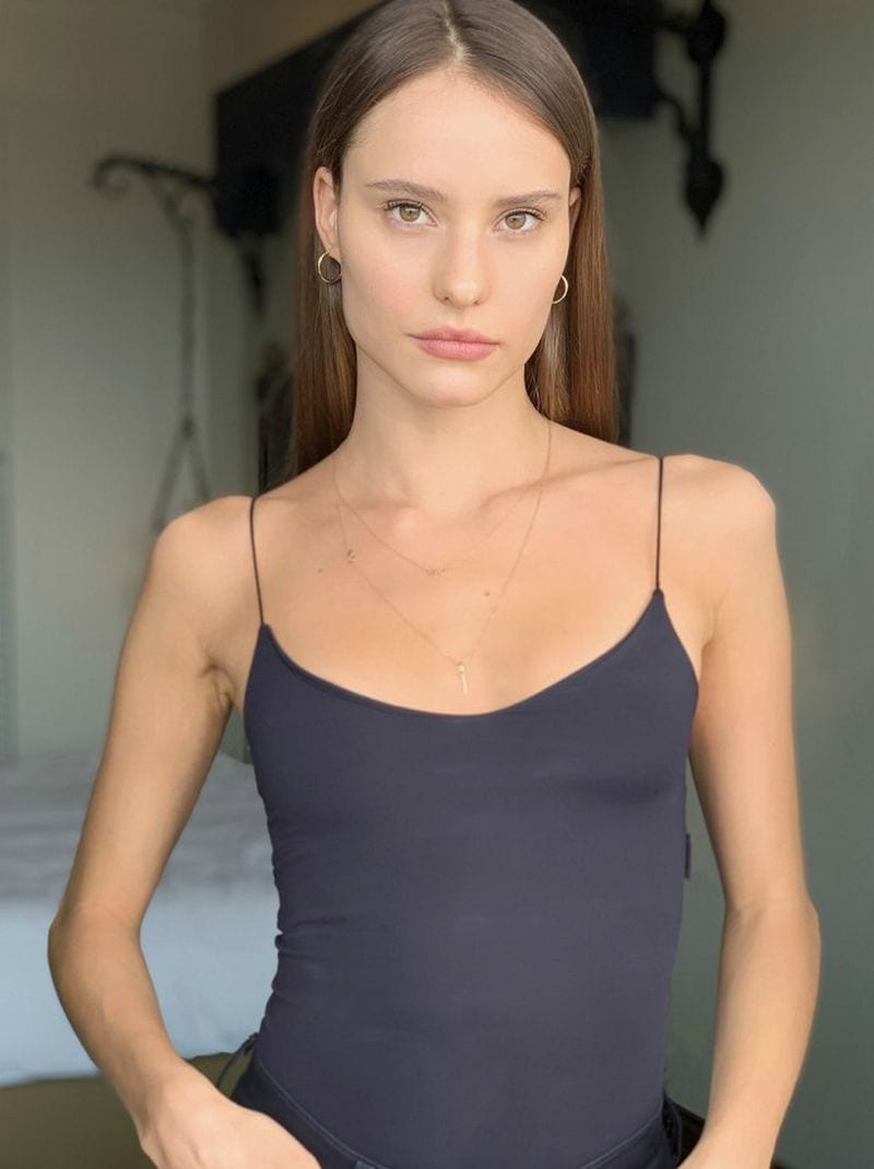 Bruna Bueno — photo 1
