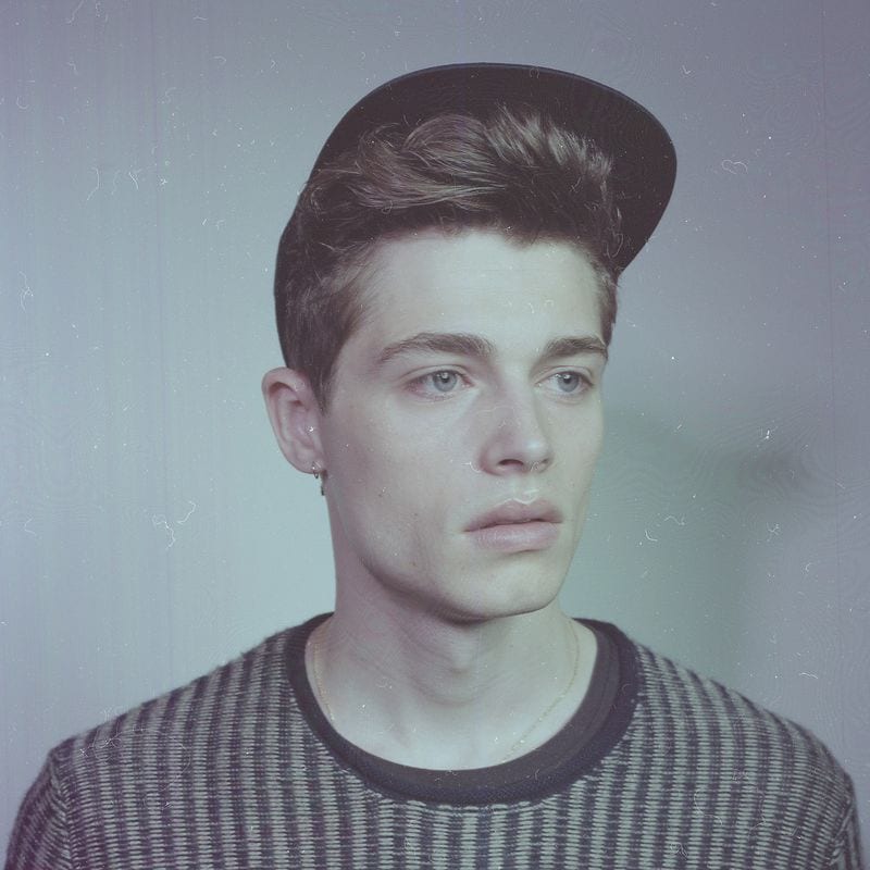 Florian Neuville — photo 10