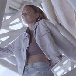 Bar Refaeli — photo 9