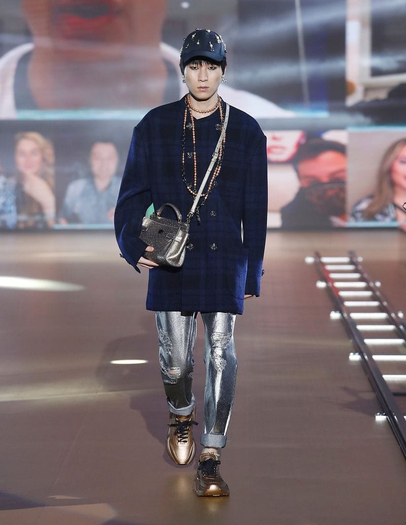 Youn Hwang — photo 3