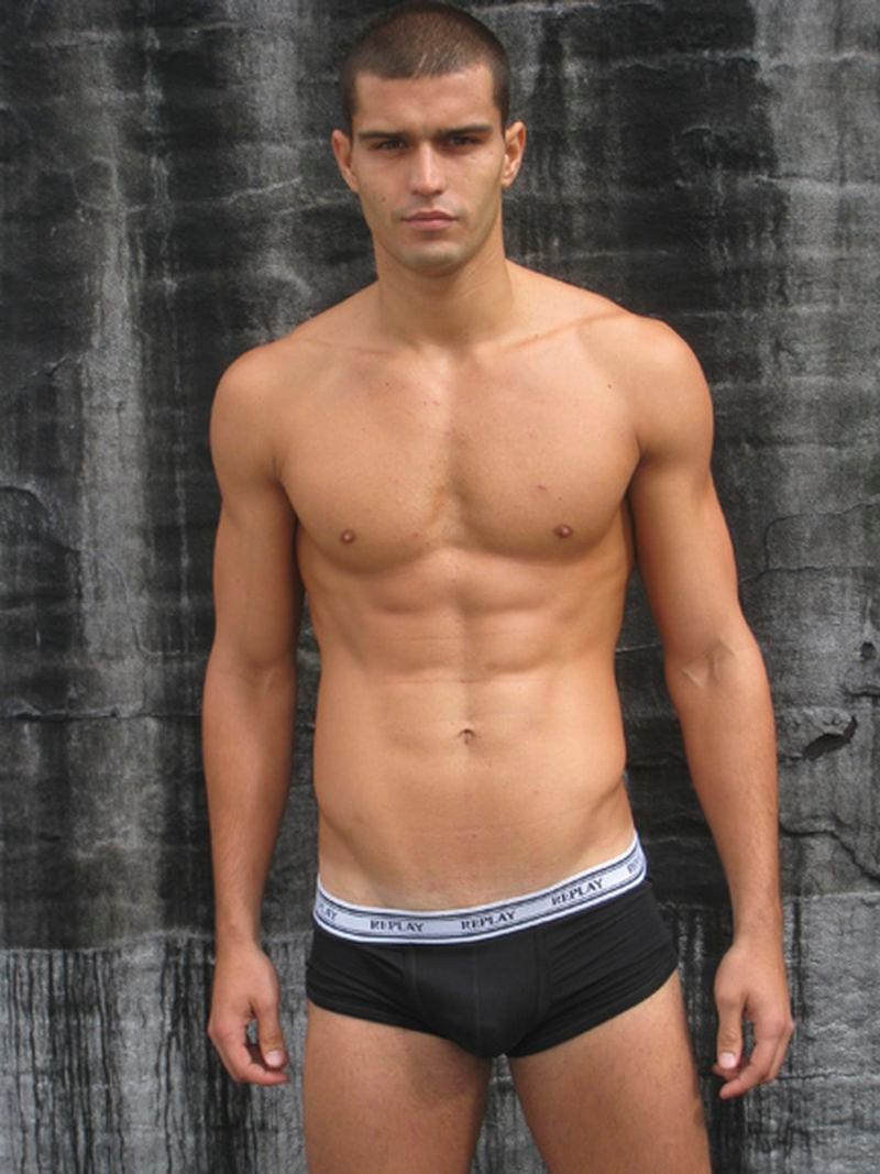 Emil Dostovic — photo 1