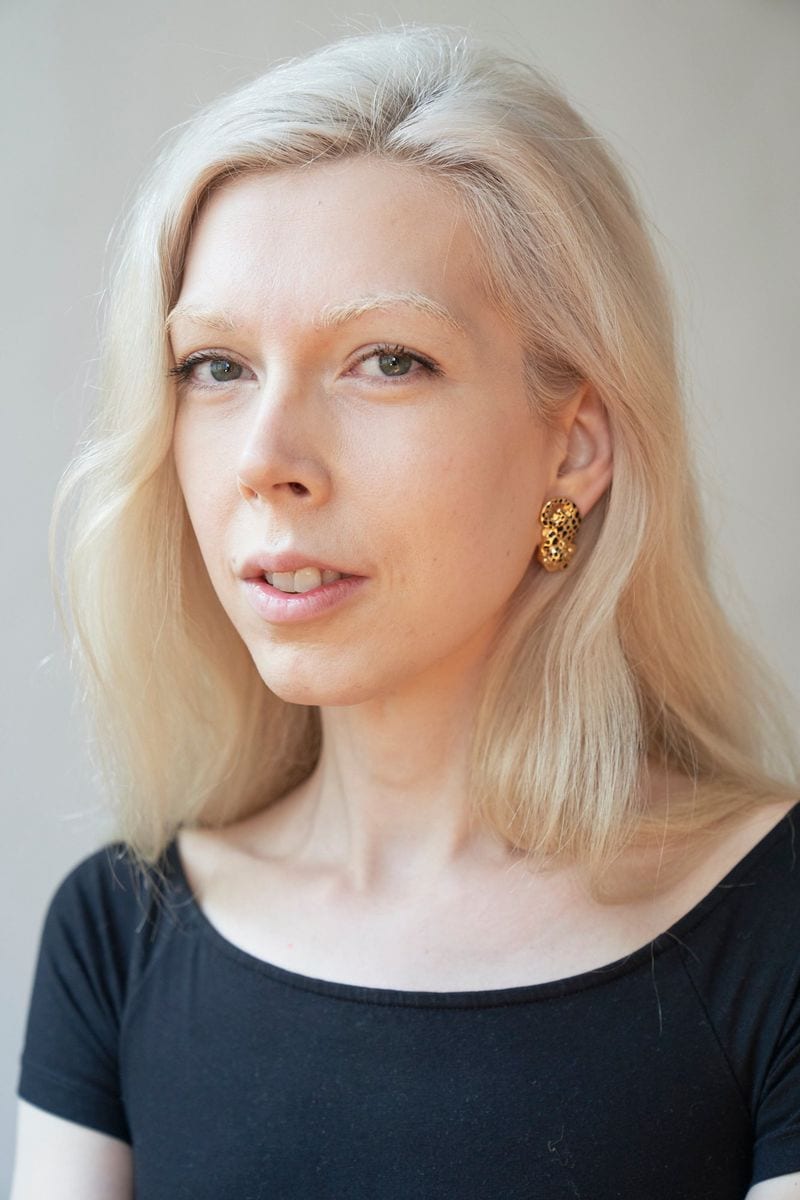 Seana Steele — photo 1