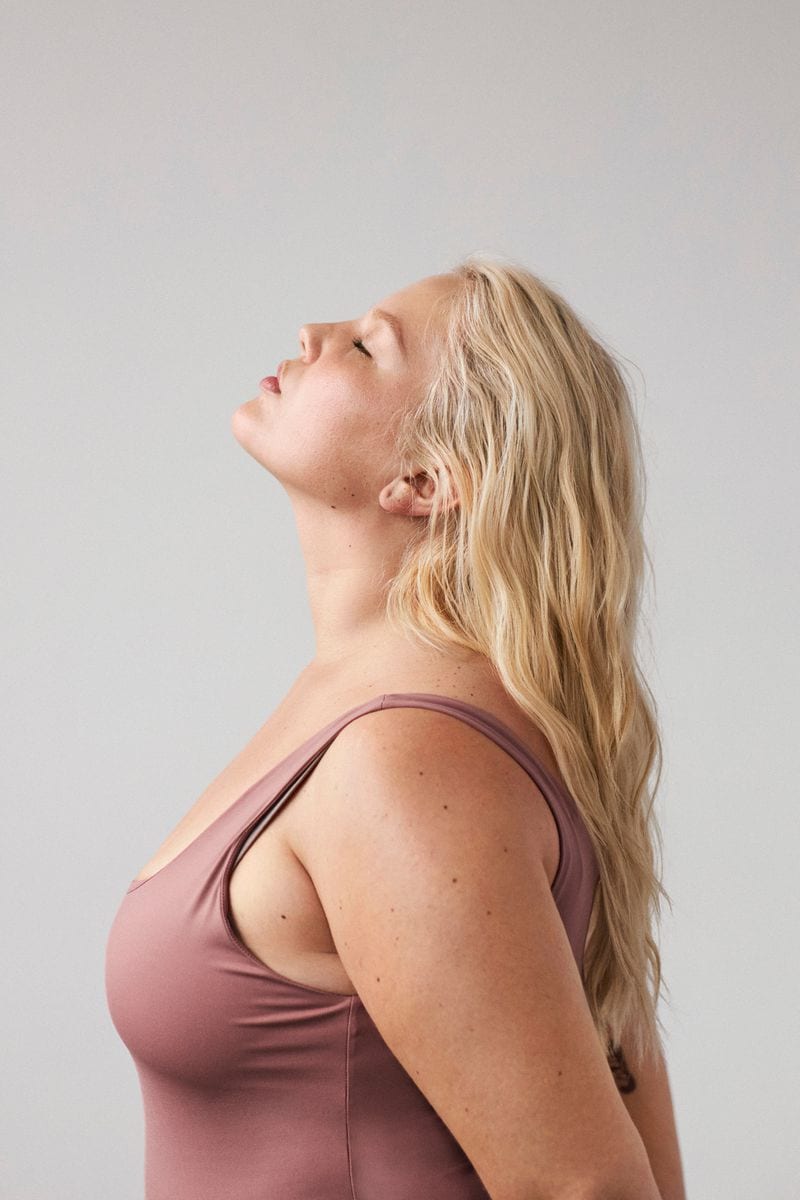 Kyrsten Sinclair — photo 7