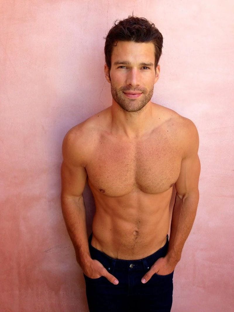 Aaron O'Connell — photo 1