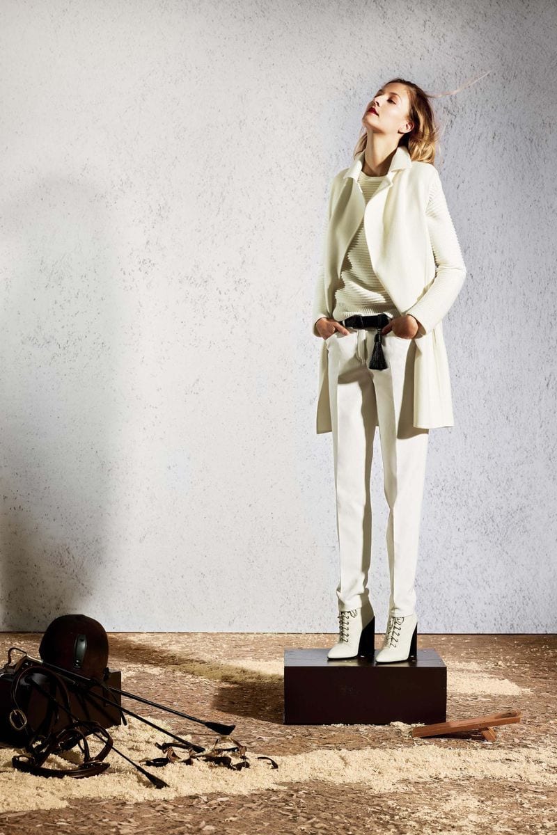 Emeline Ghesquiere — photo 7