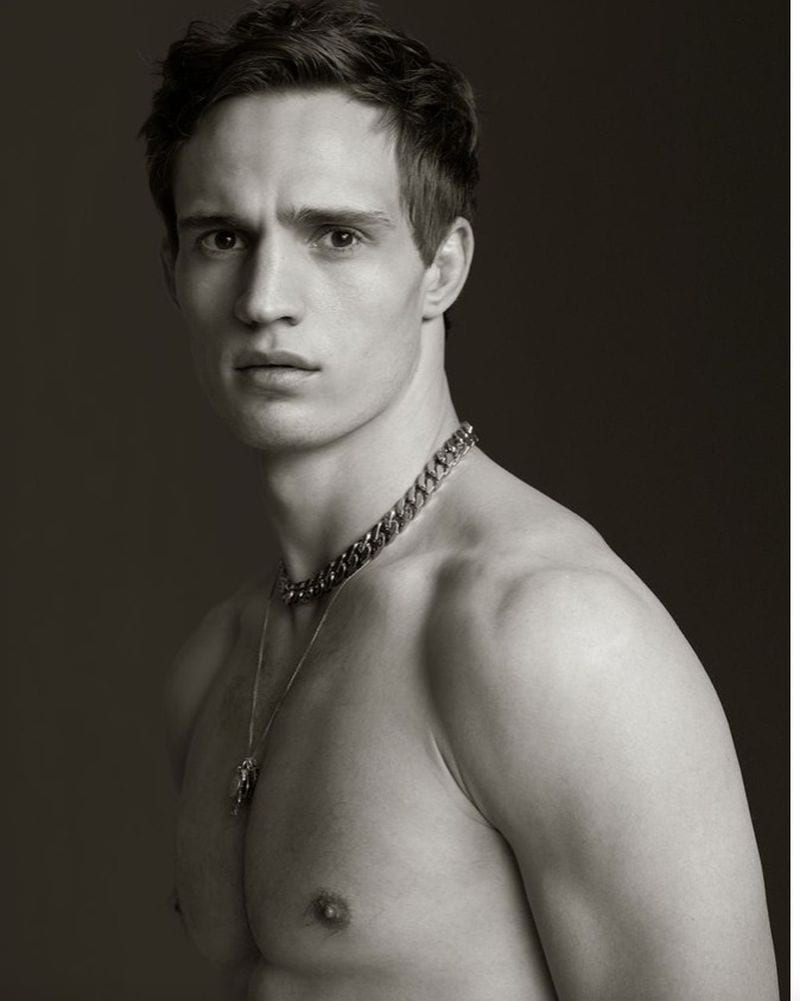 Julian Schneyder — photo 1