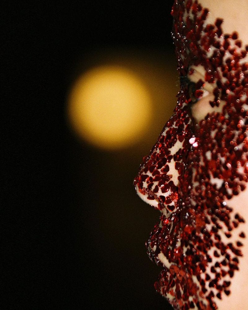 Hitomi Higashi — photo 10