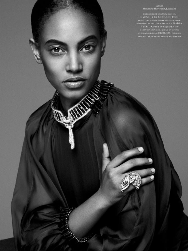Ariel Meredith — photo 3