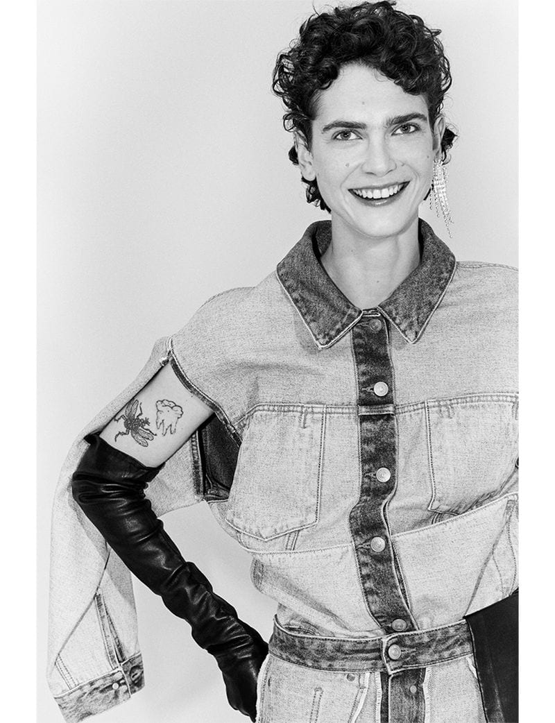Amandine Renard — photo 2