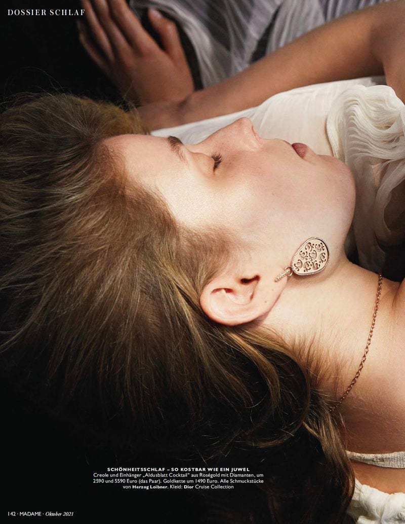 Alisa Ahmann — photo 6