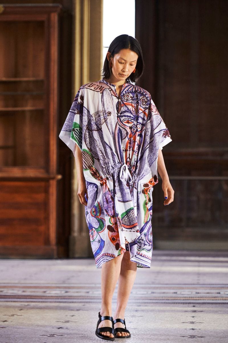 Hitomi Higashi — photo 6