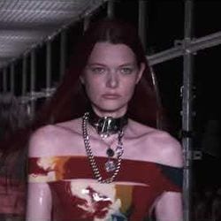 Chloe Lambert — photo 7