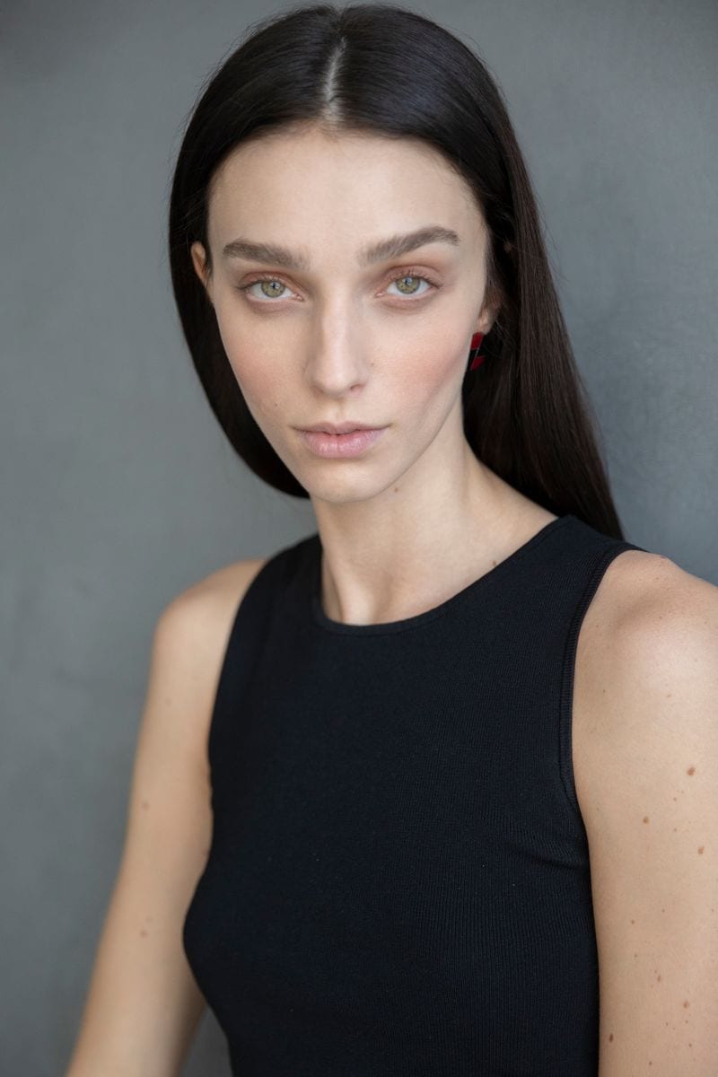 Larissa Marchiori — photo 1