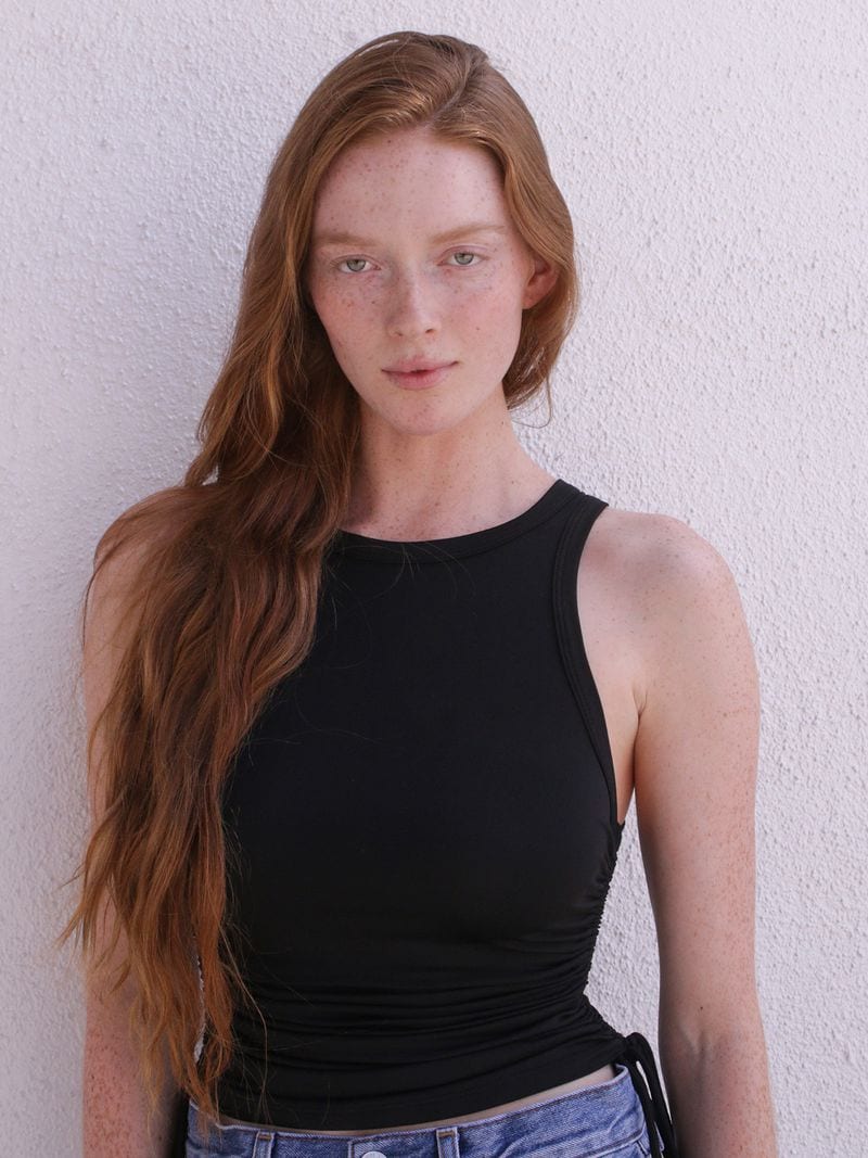 Larsen Thompson — photo 1