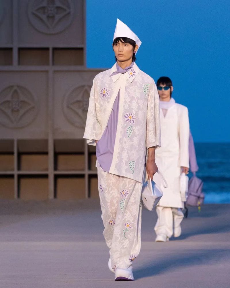 Wen Yi — photo 4