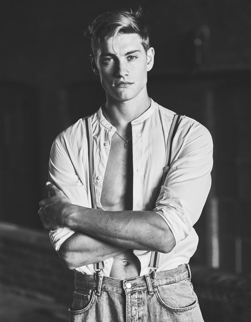 Rob Knighton — photo 1