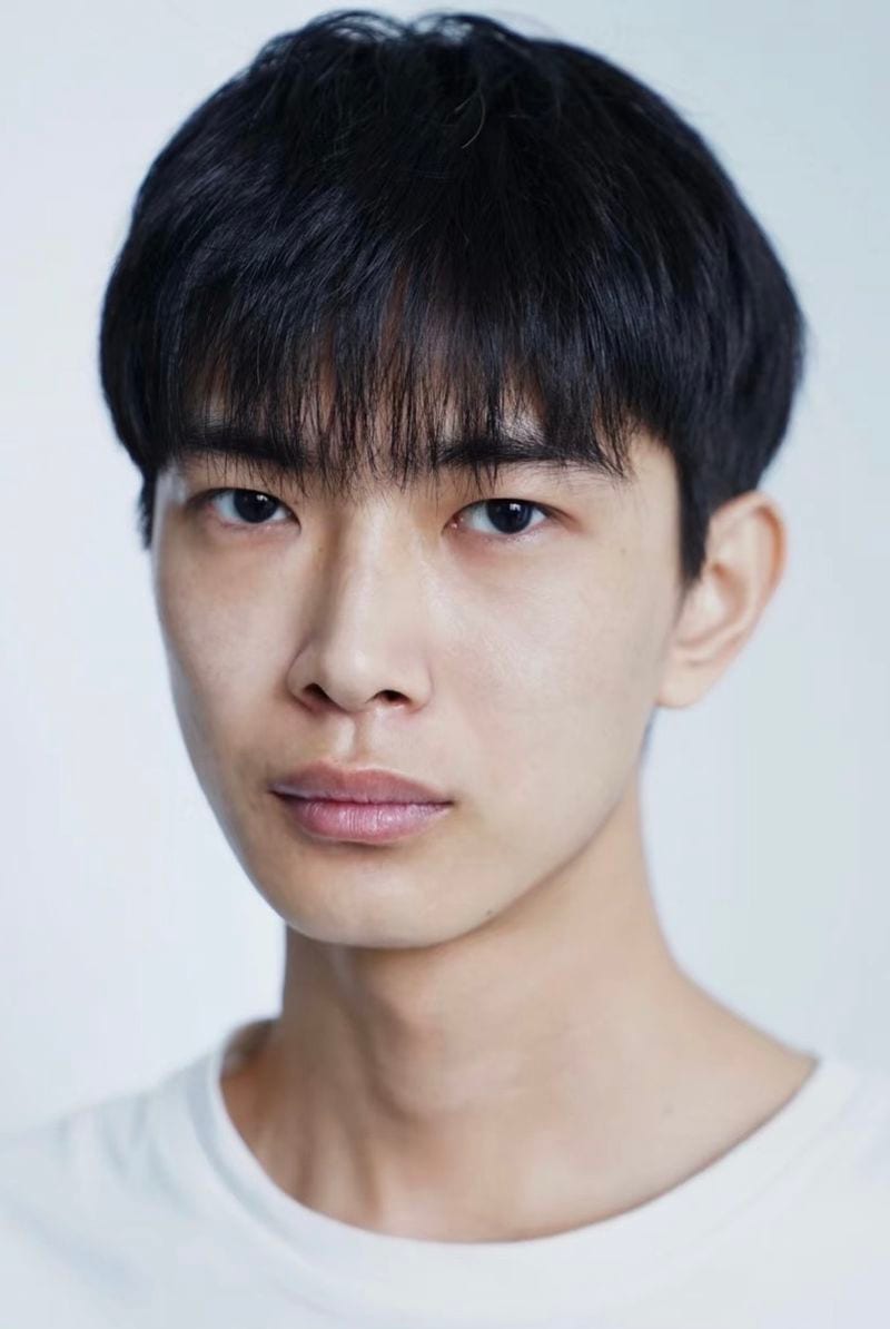 Li Yufeng — photo 1