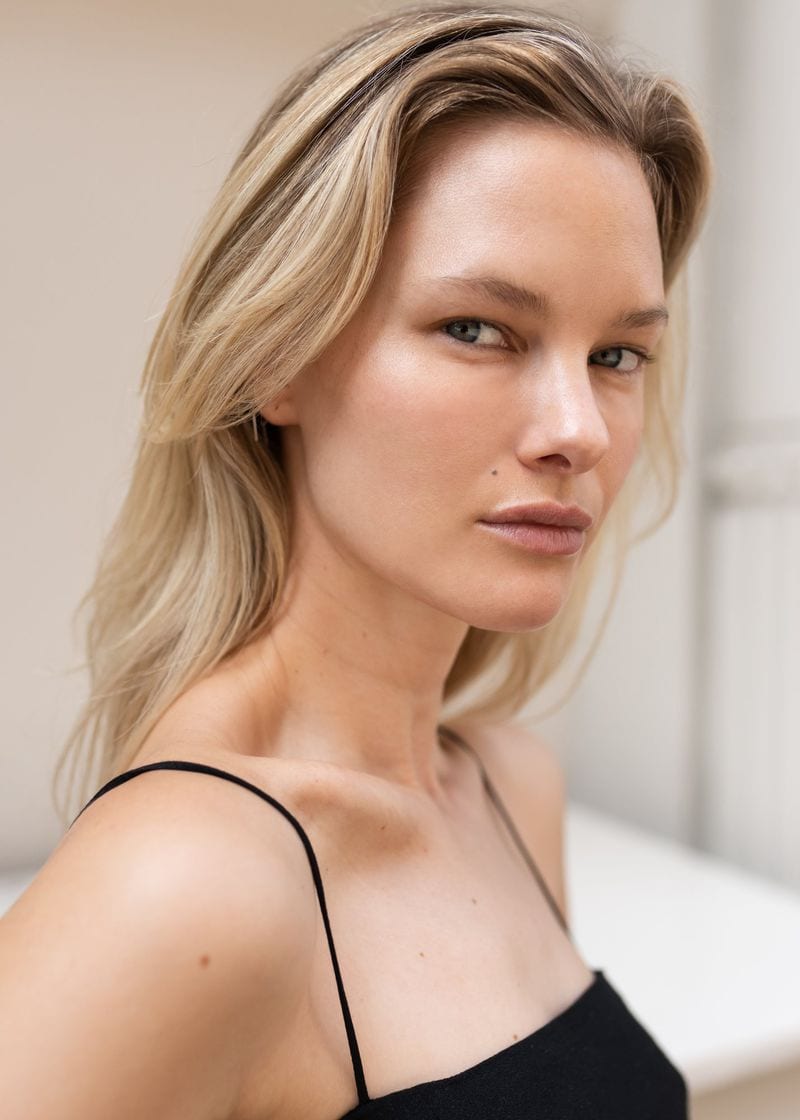 Hannah Holman — photo 1