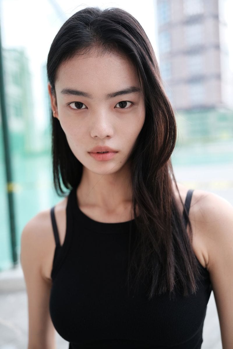 Li Wen — photo 1