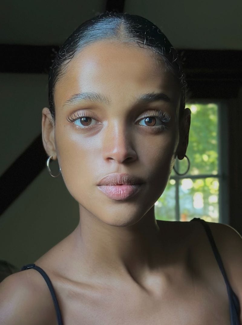 Aya Jones — photo 1