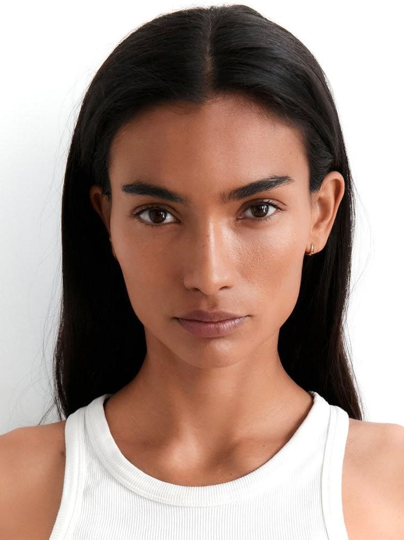 Kelly Gale — photo 1