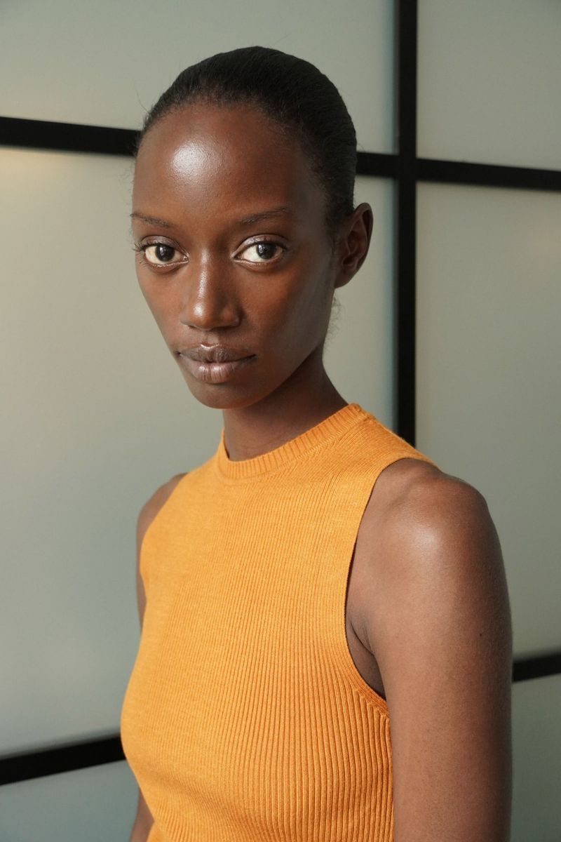 Brenda Mutoni — photo 1