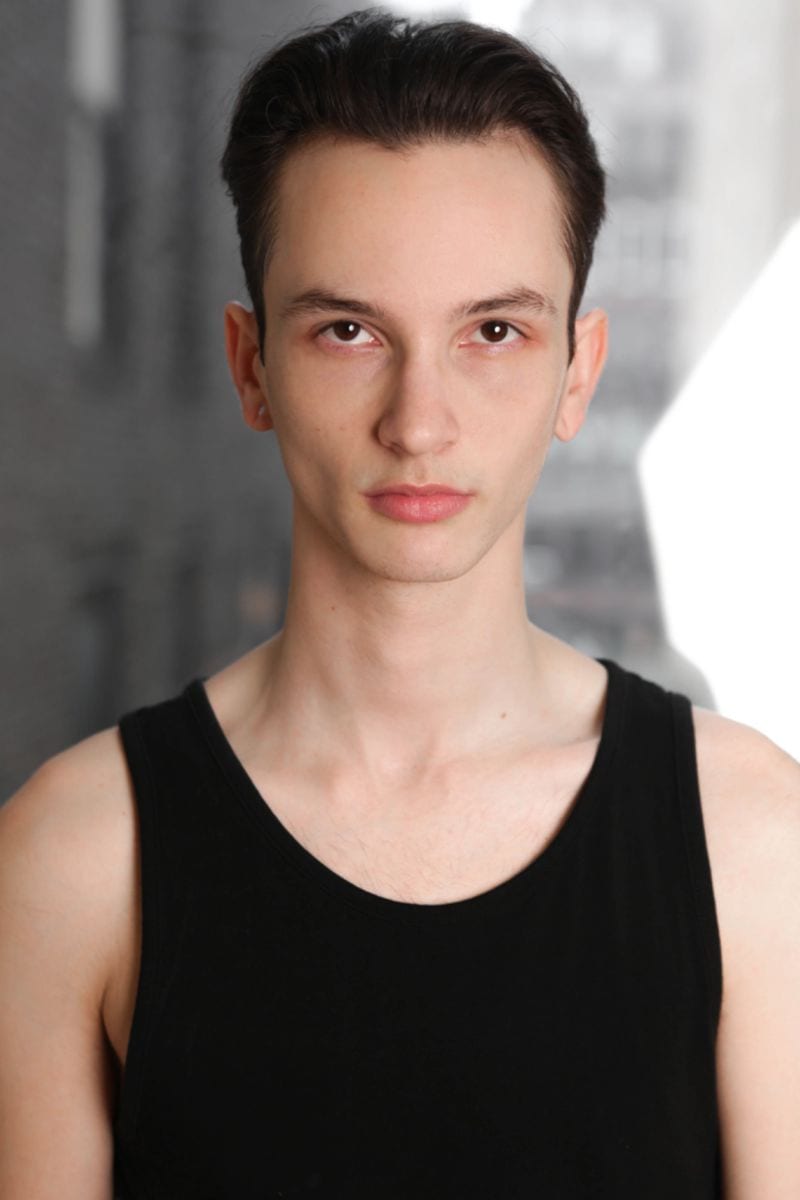 Juno Mitchell — photo 1