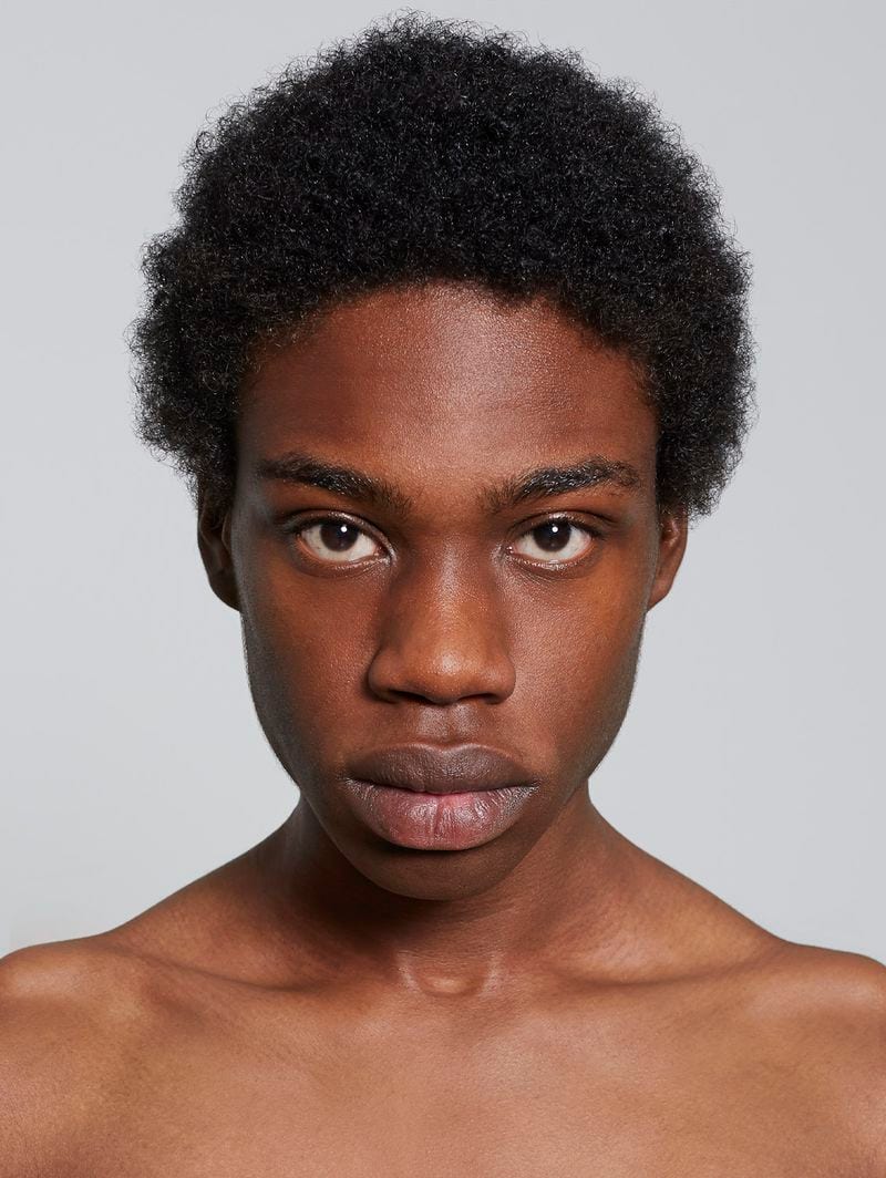 Demone White — photo 1