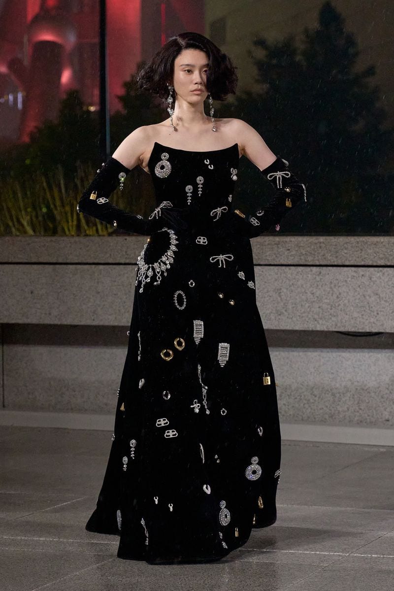 Ming Xi — photo 11