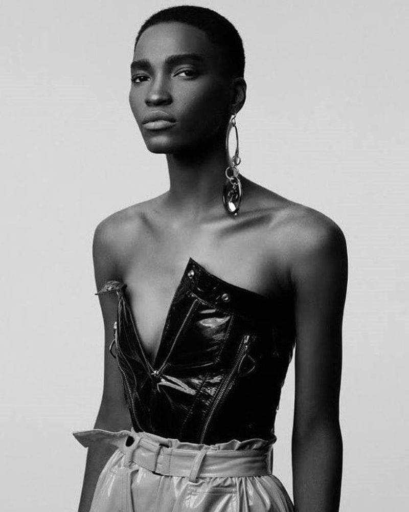 Nayara Oliveira — photo 1