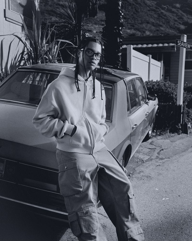 Julian Trowe — photo 4