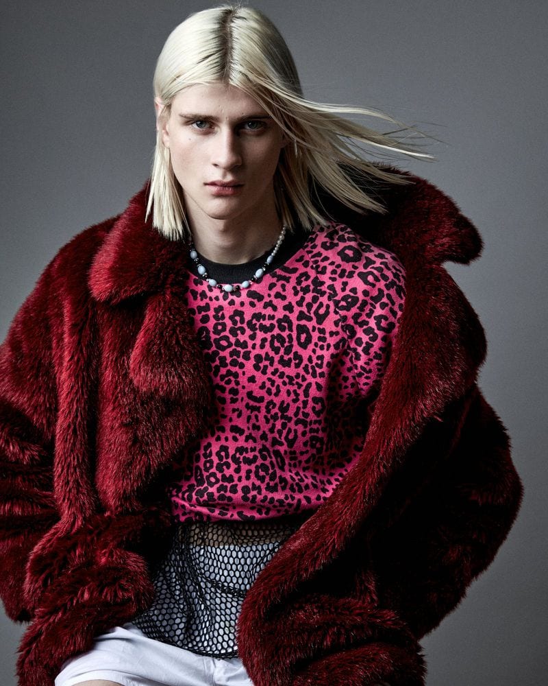 Kit Jones — photo 3