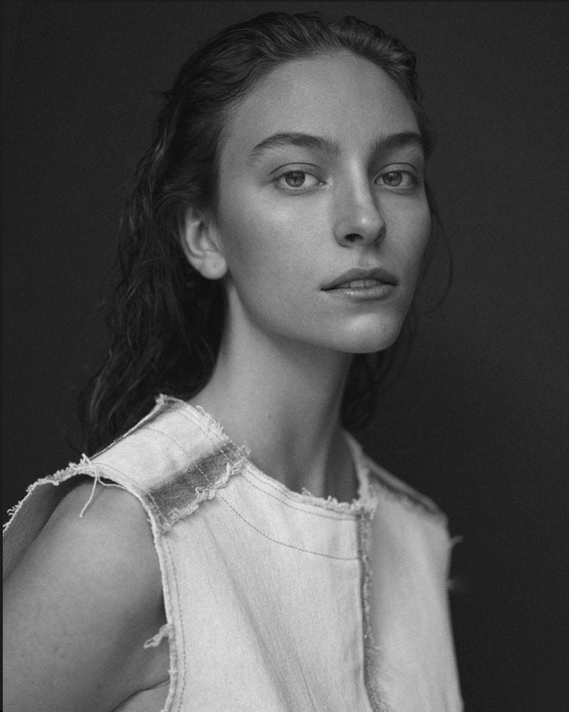Iulia Mora — photo 1