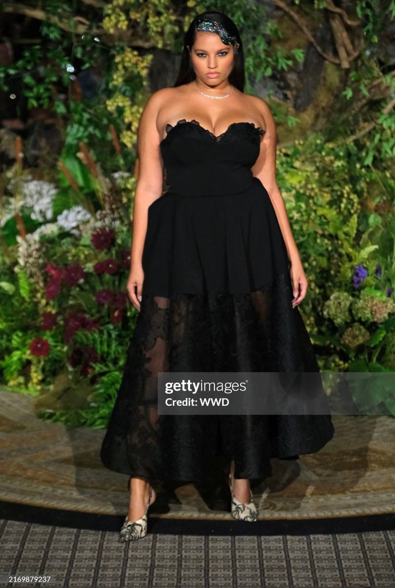 Hayley Foster — photo 2